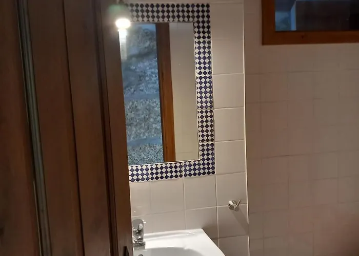 Casa De Andraes - Glicineas * Marco de Canavezes