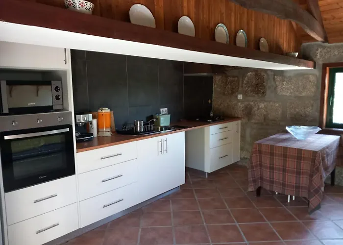 Casa De Andraes - Glicineas Hébergement de vacances Marco de Canavezes